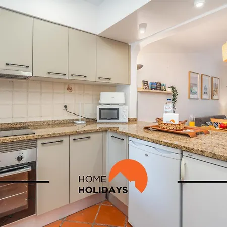 #250 264 By Holidays Apartamento