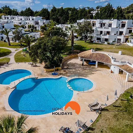 #250 264 By Holidays Apartamento *